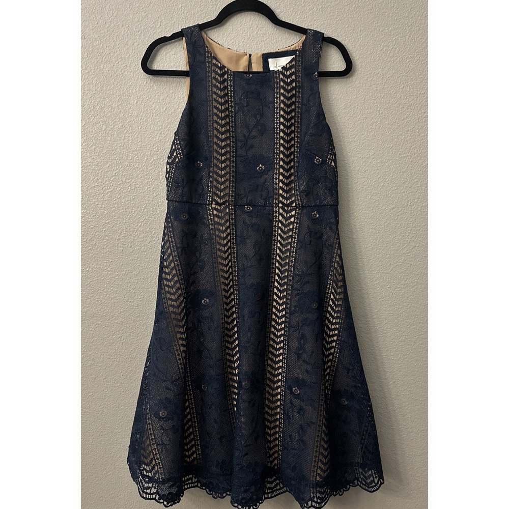 Anthropologie Size 4 Georgia Mini Dress Navy Blue Lace Great Condition